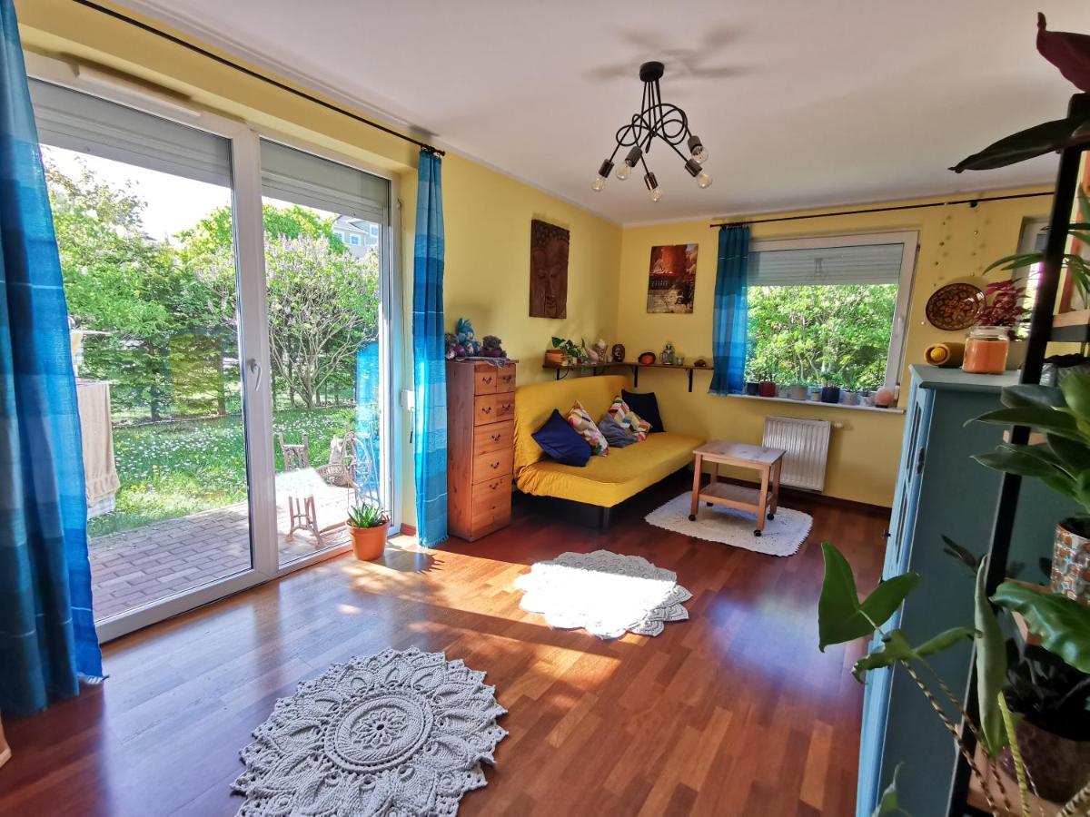 Przytulna Kawalerka Z Ogrodem Apartment กดัญสก์ ภายนอก รูปภาพ