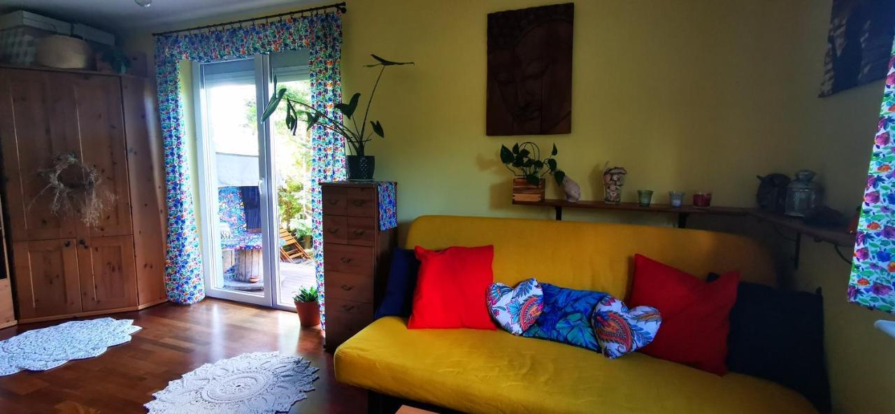 Przytulna Kawalerka Z Ogrodem Apartment กดัญสก์ ภายนอก รูปภาพ