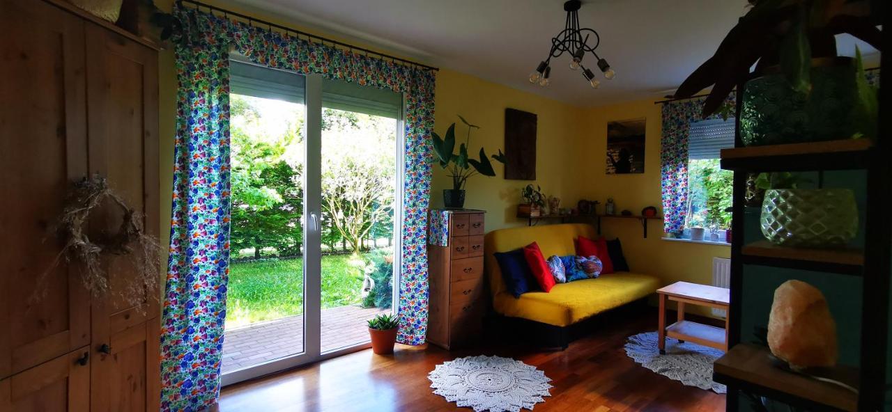 Przytulna Kawalerka Z Ogrodem Apartment กดัญสก์ ภายนอก รูปภาพ